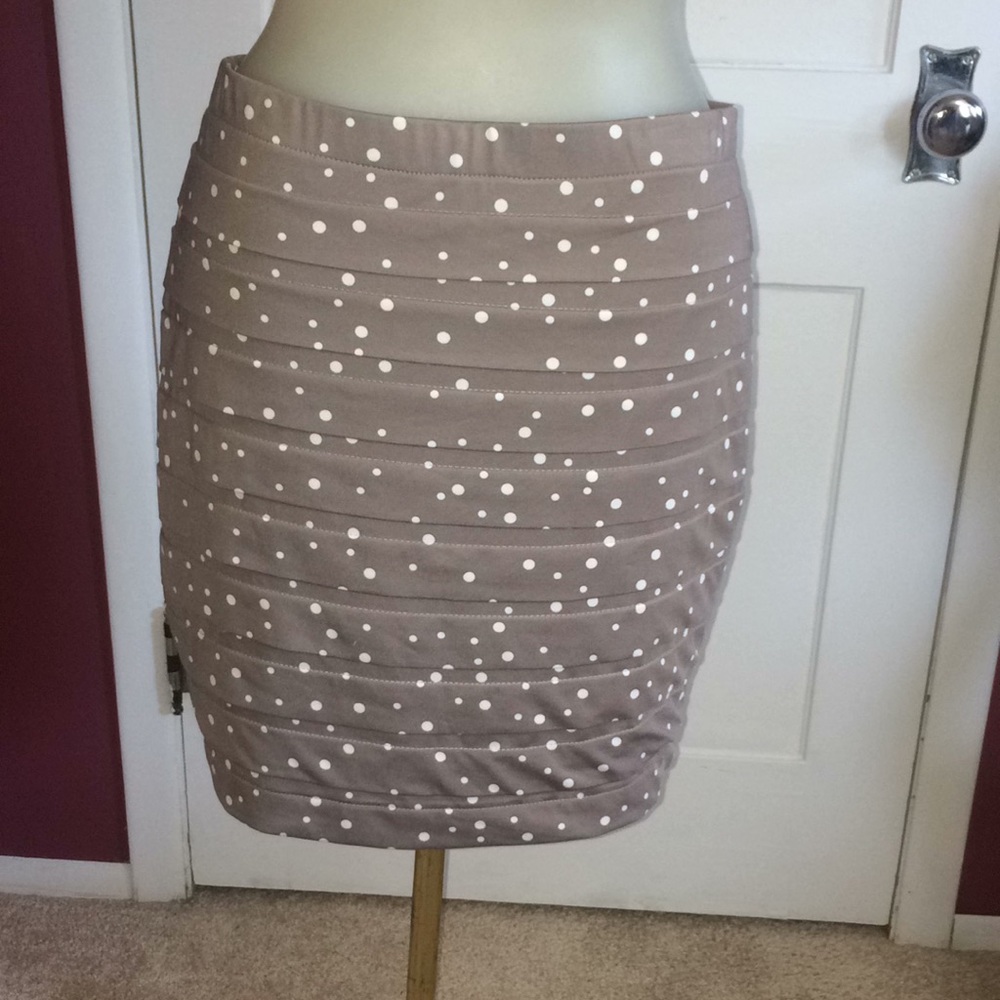 Pencil skirt